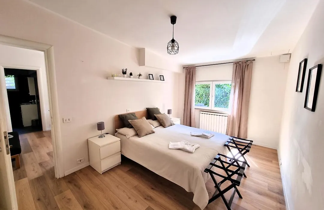 Relais Cassia Rome - Parking, Wi-Fi & Barbecue-1